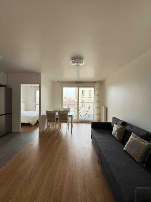 Appartement Moderne Avec Balcon Proche De Paris Aubervilliers Exteriér fotografie